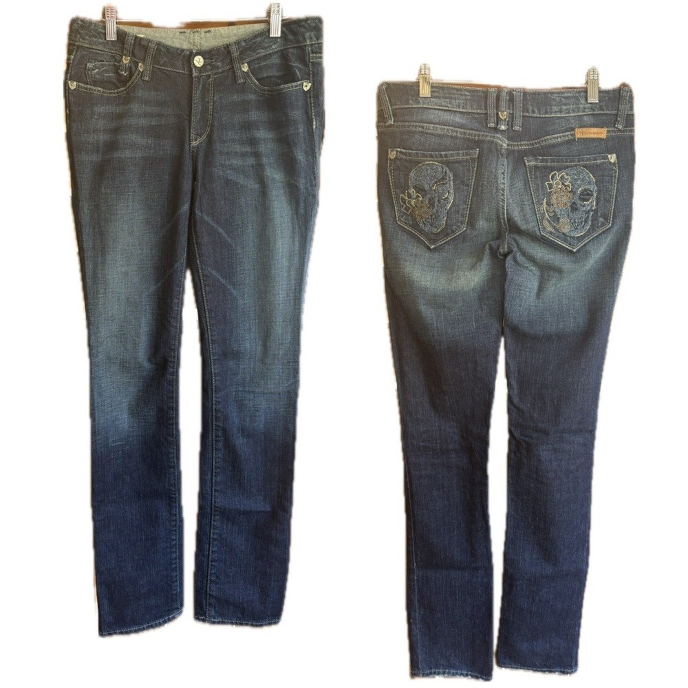 J & Company Blue Jeans Skull pocket decal size 27 (30x32) low rise skinny Ladies
